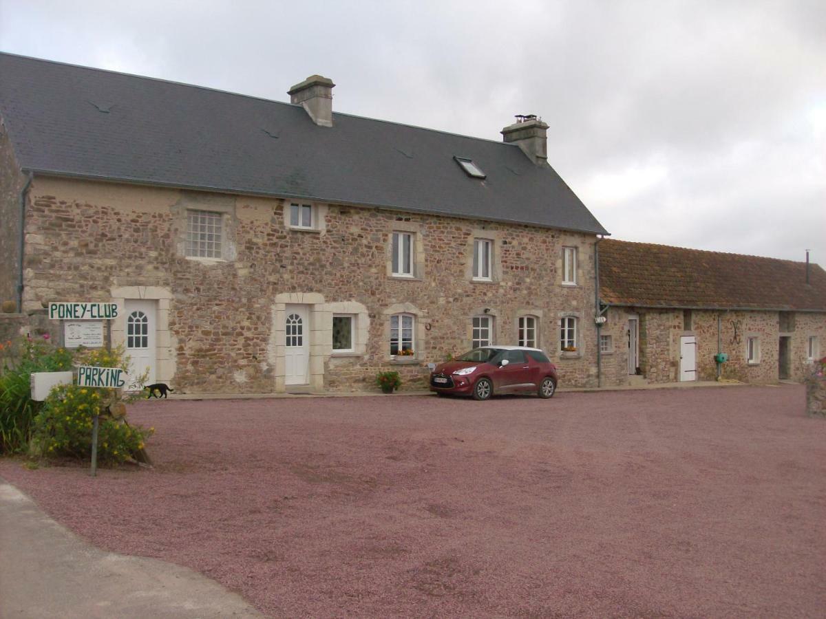 Gite Equestre En Normandie Haras De Sainte Colombe Exteriör bild